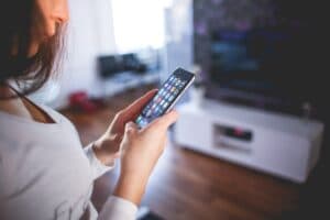 Cara membuka foto bertanda seru di iPhone