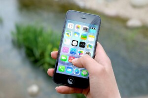 Cara Menyembunyikan Aplikasi iPhone